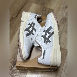 excellent condition ASICS EX89 sz 9.5 men